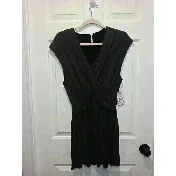 Free People Draped Front Mini Dress Size XSmall Criss Cross Black NWT $128‎ - Picture 1 of 7